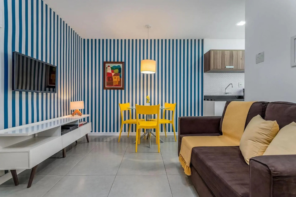 Concept Studio a 200m PRAIA de IPANEMA - Home Office Wi-Fi ilimitado 35mbps, NetFlix, Ar Condicionado, Cozinha Completa