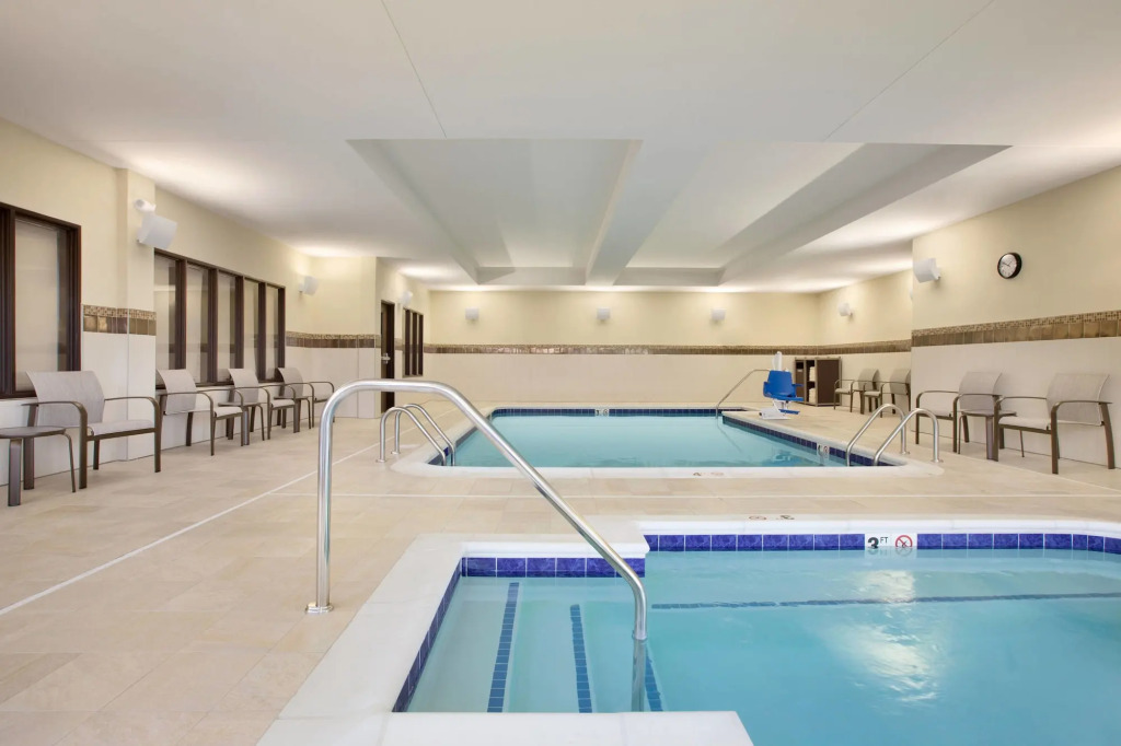 Courtyard by Marriott Boston Dedham/Westwood