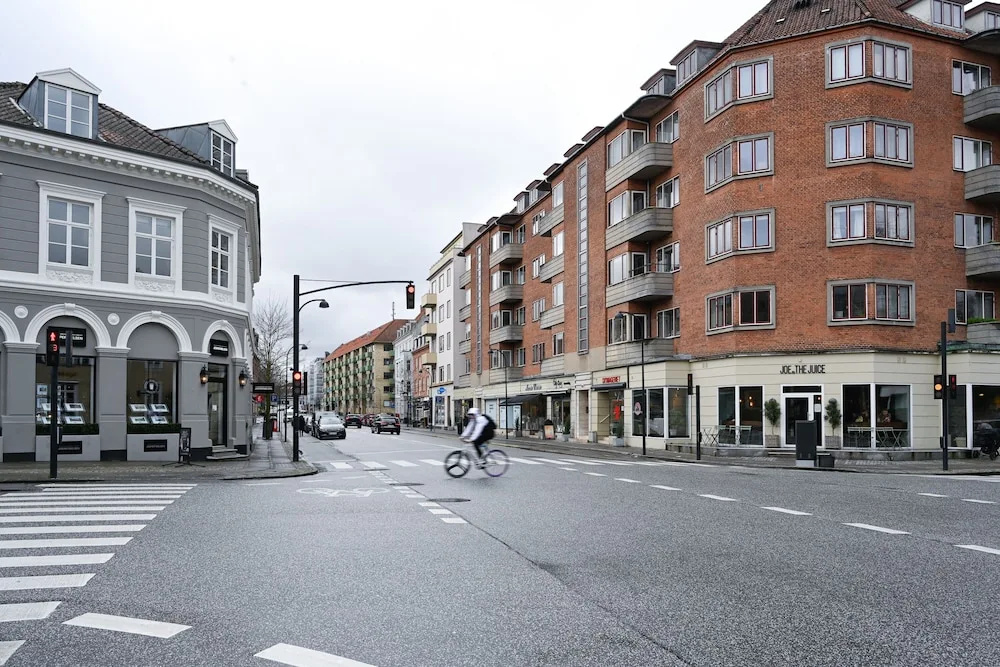 Newly-renovated 2-bedroom Apartment in Charlottenlund
