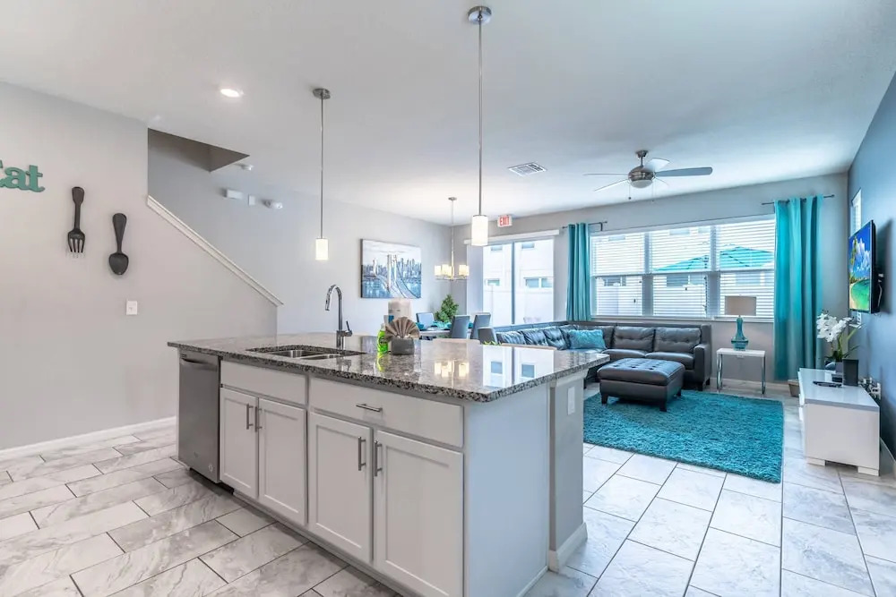 5134 Compass Bay