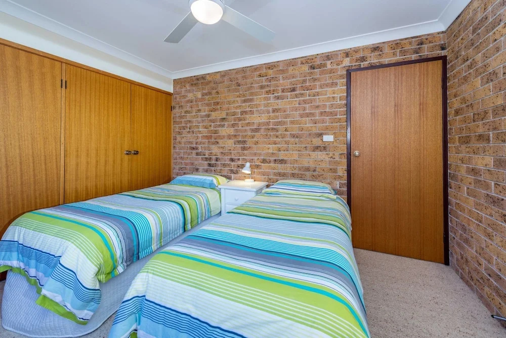 Columbia Close 2/9 - Nelson Bay