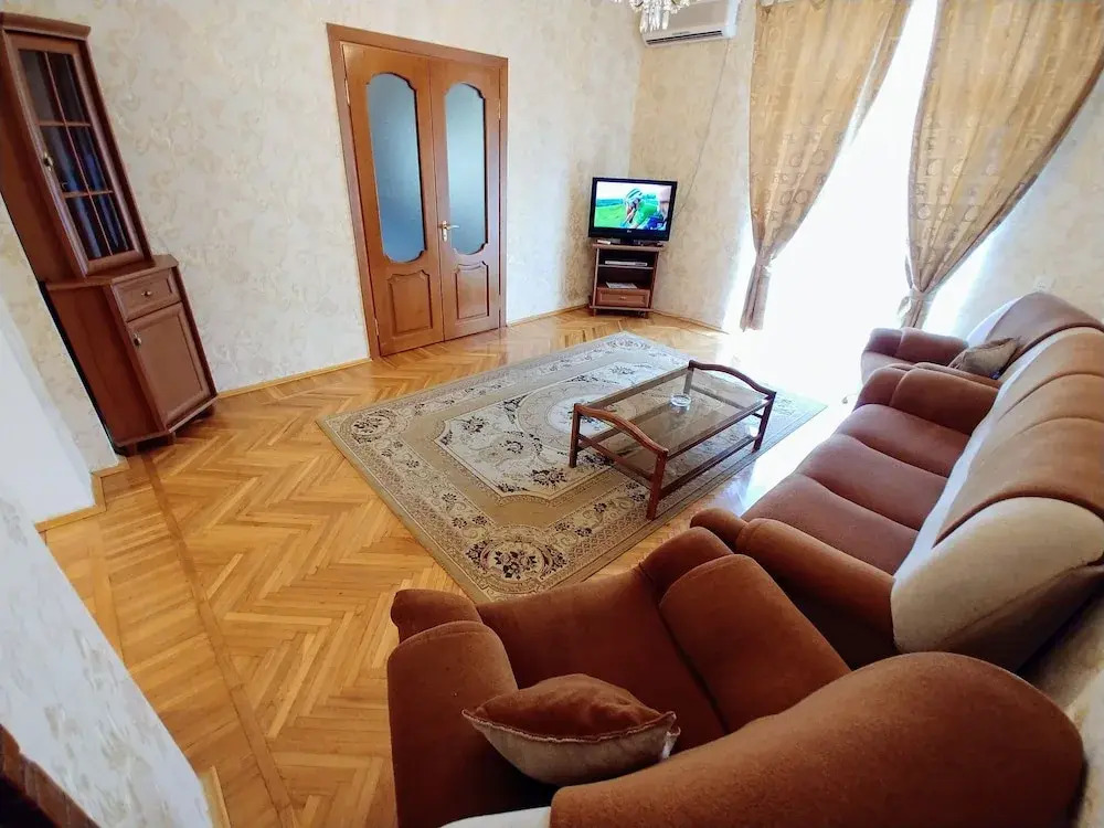 Apartment with Sea and F1 view