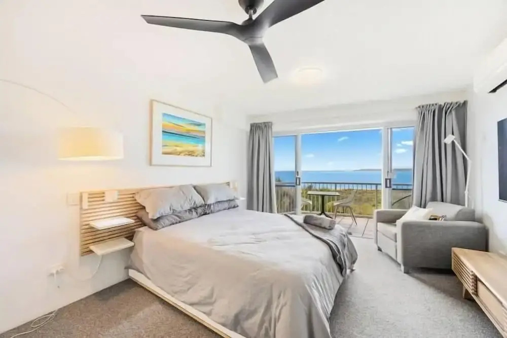 Wake to the Waves - Oceanfront Apartments