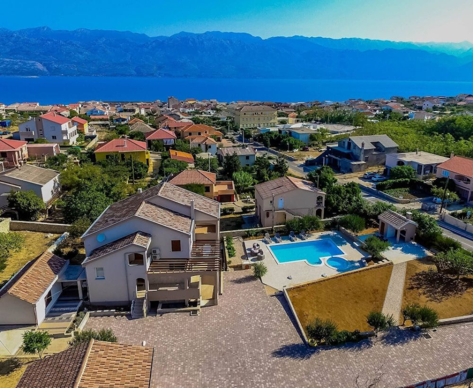 Villa Zlatni dvori ZadarVillas
