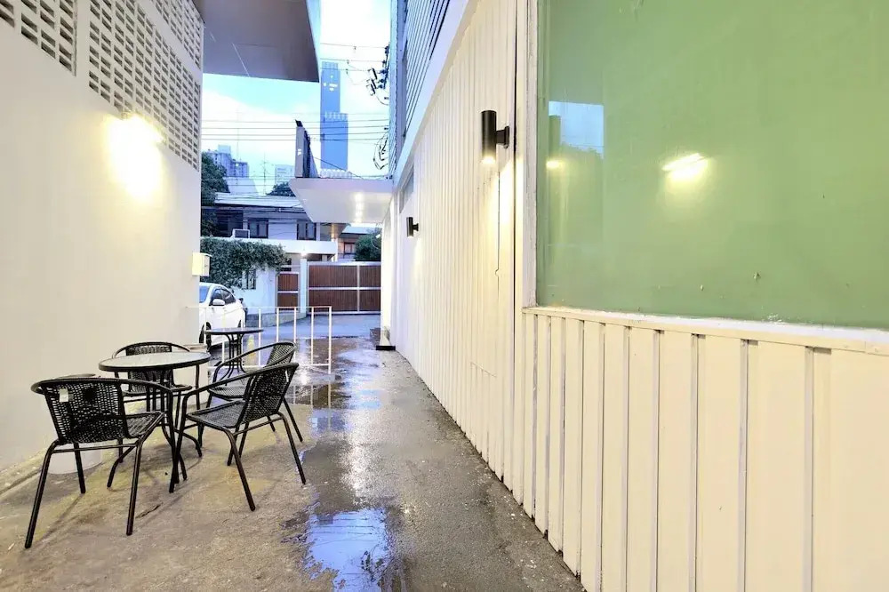 Tori crown hotel