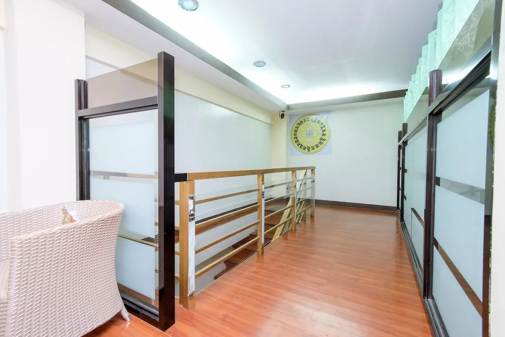 ZEN Hostel Quirino Ave. Malate