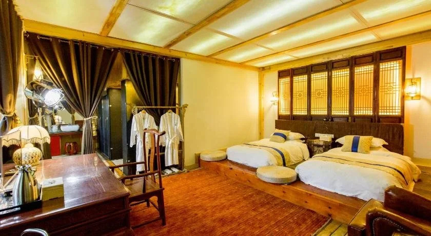 Lost Horizon Resort
