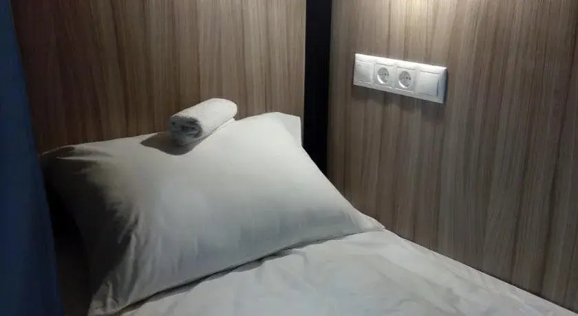 Hostel ROOM