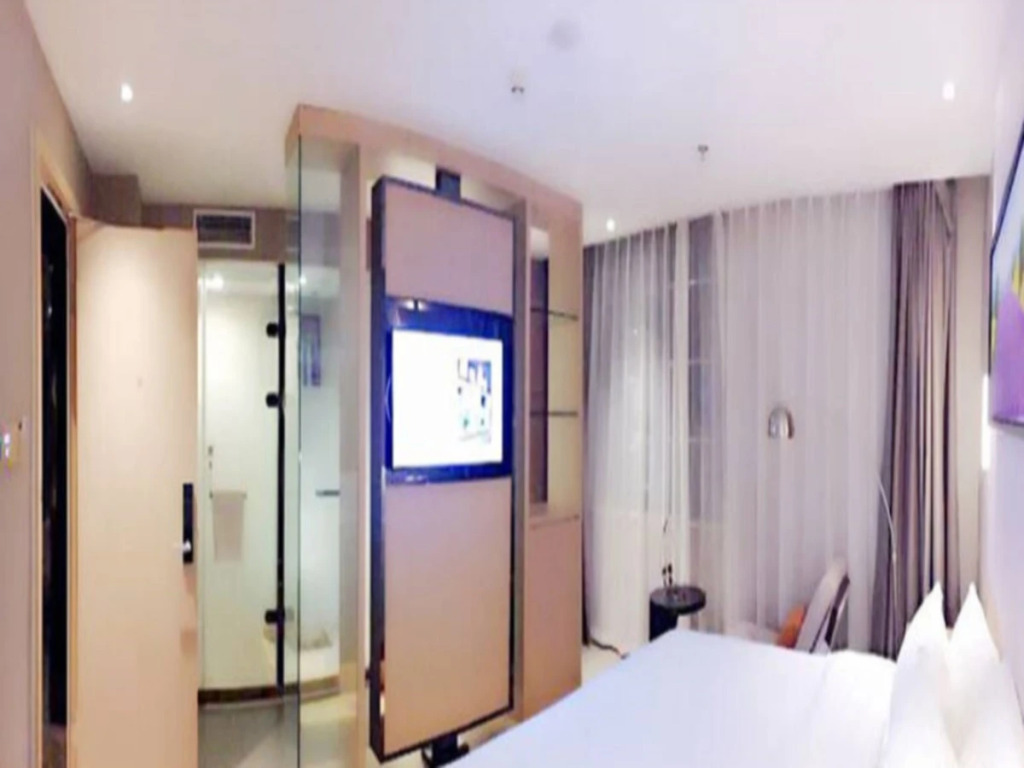 Lavande Hotel Yichang Dong Shan Street Branch