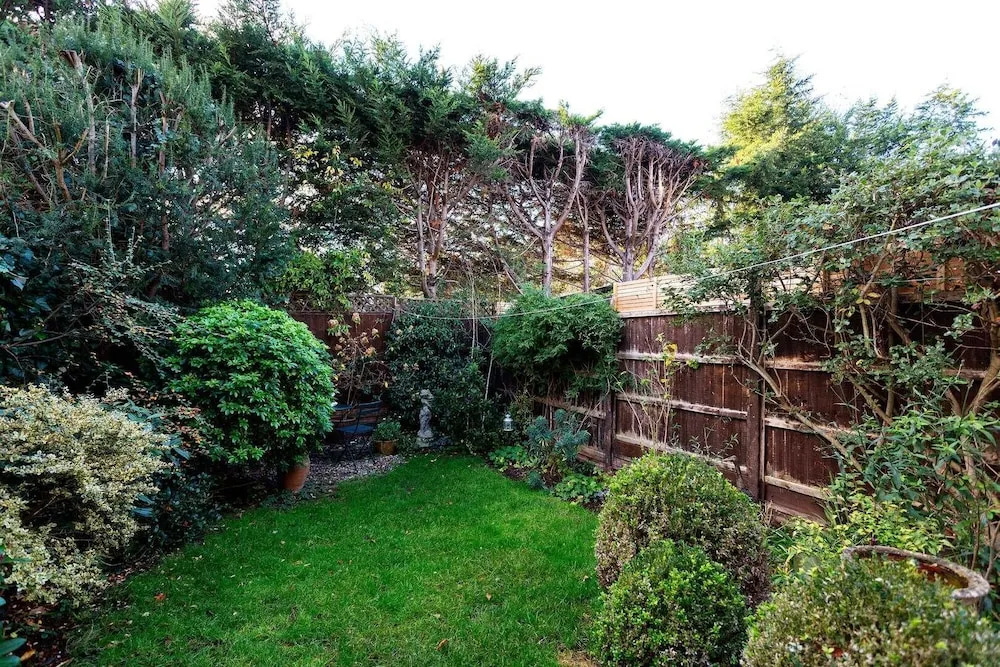 Enchanting in East Sheen