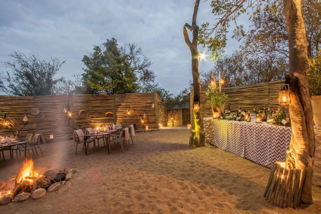 Thornybush Simbambilli Lodge