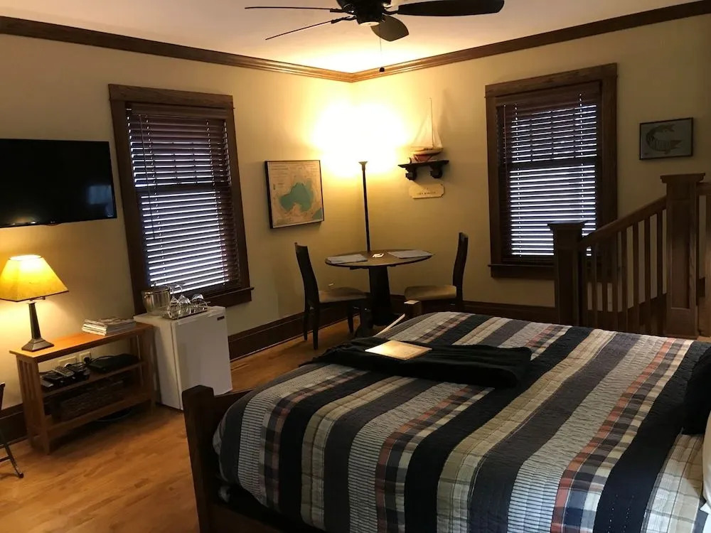 The Buckingham Inn