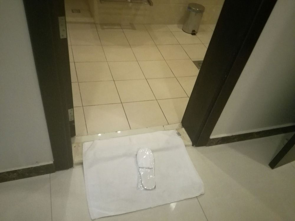 Remaz Hotel & Suite