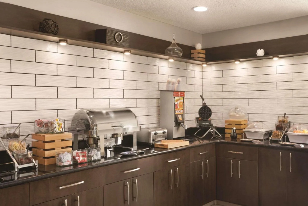 Country Inn & Suites by Radisson, Indianapolis East, IN