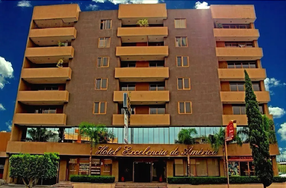 Hotel Excelencia de América