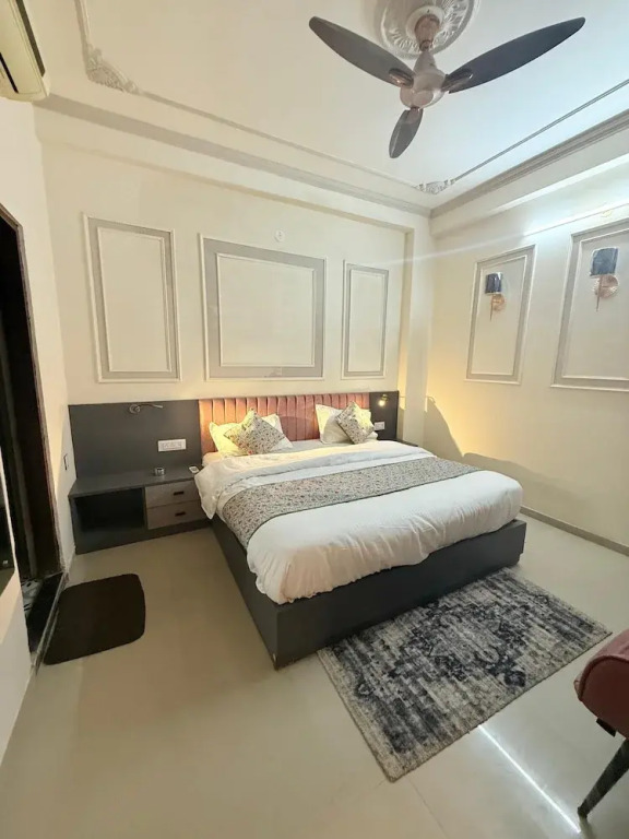 Shanti Vilas Hotel