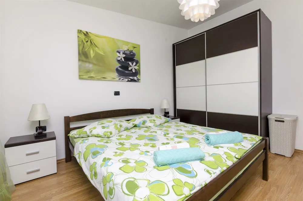 Apartments Sinisa