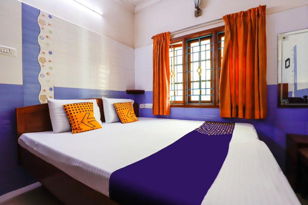 SPOT ON 67646 Jk Guest House