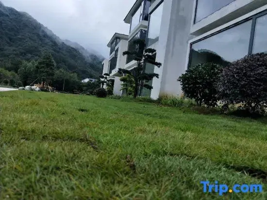 Sanqingshan Sanju Homestay