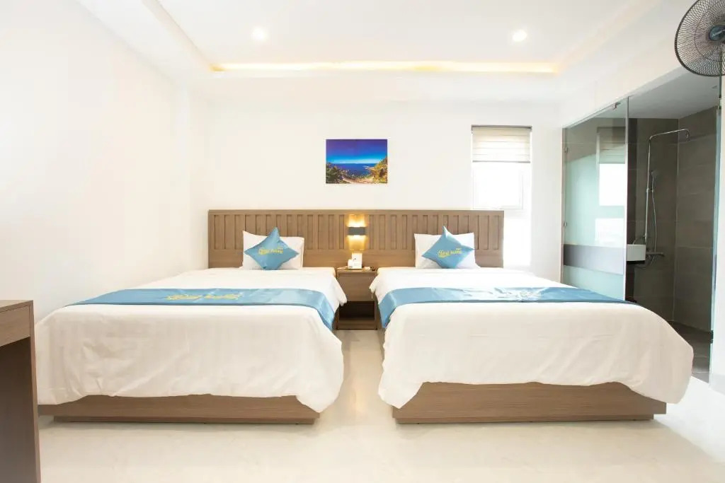 QUE HUONG HOTEL