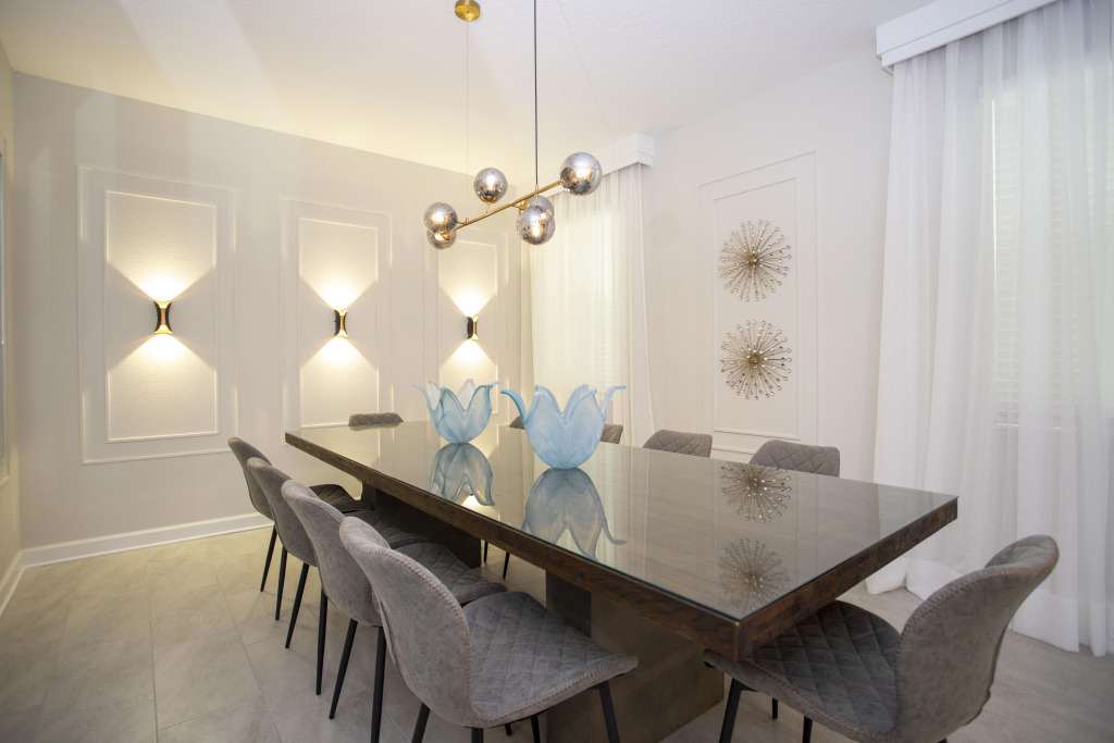 Super luxury home with cinema and game room near Disney