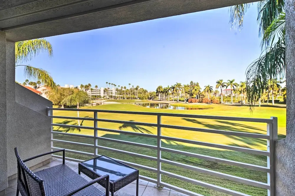 St Pete Condo w/ Private Lanai & Community Pool!