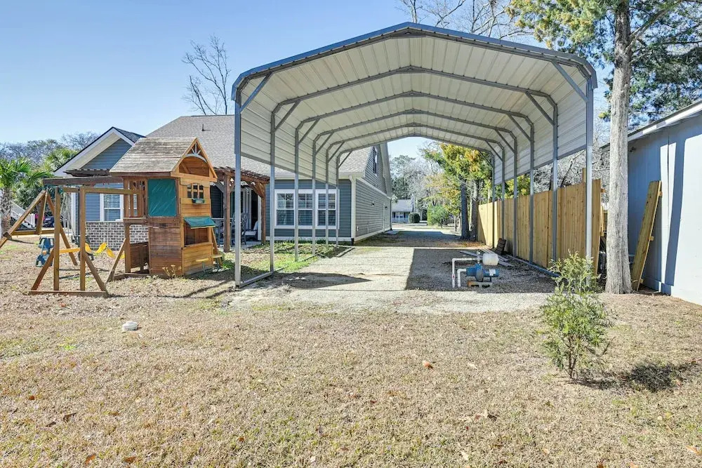 Idyllic Murrells Inlet Home < 1 Mi to Marsh Walk