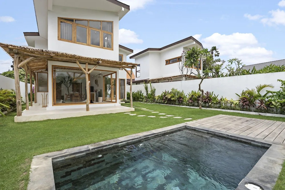 Gigi Sun Villa by Betterplace