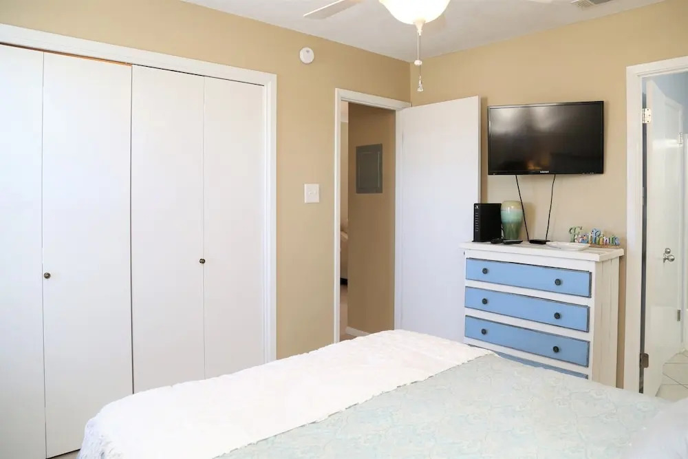 Ocean Reef 101 1 Bedroom Condo