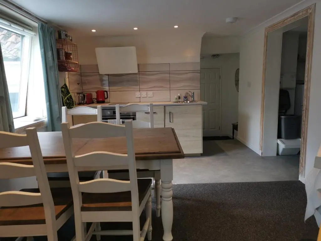 Relax in a 1 Bedroom Apartment near a country Pub
