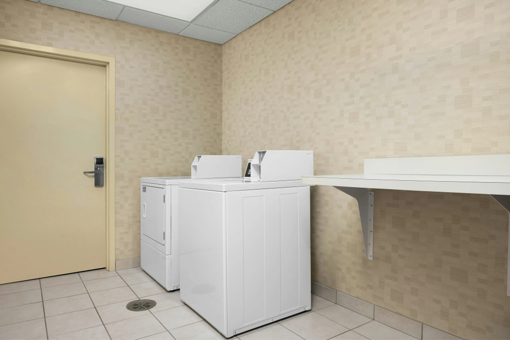 Hampton Inn Syracuse Clay
