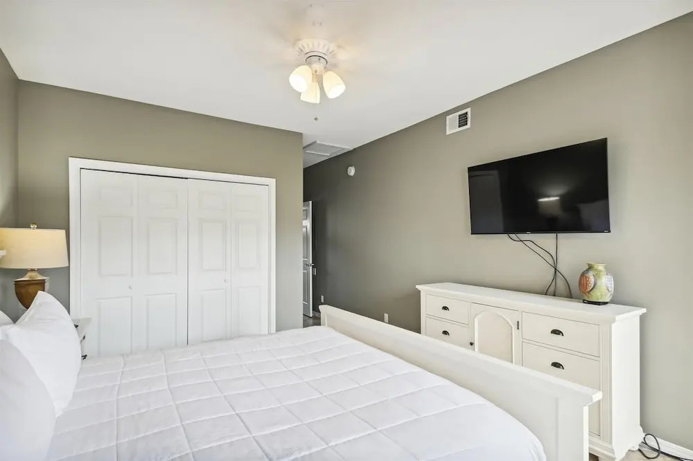 Sandpiper Cove 9125 2 Bedroom Condo by RedAwning