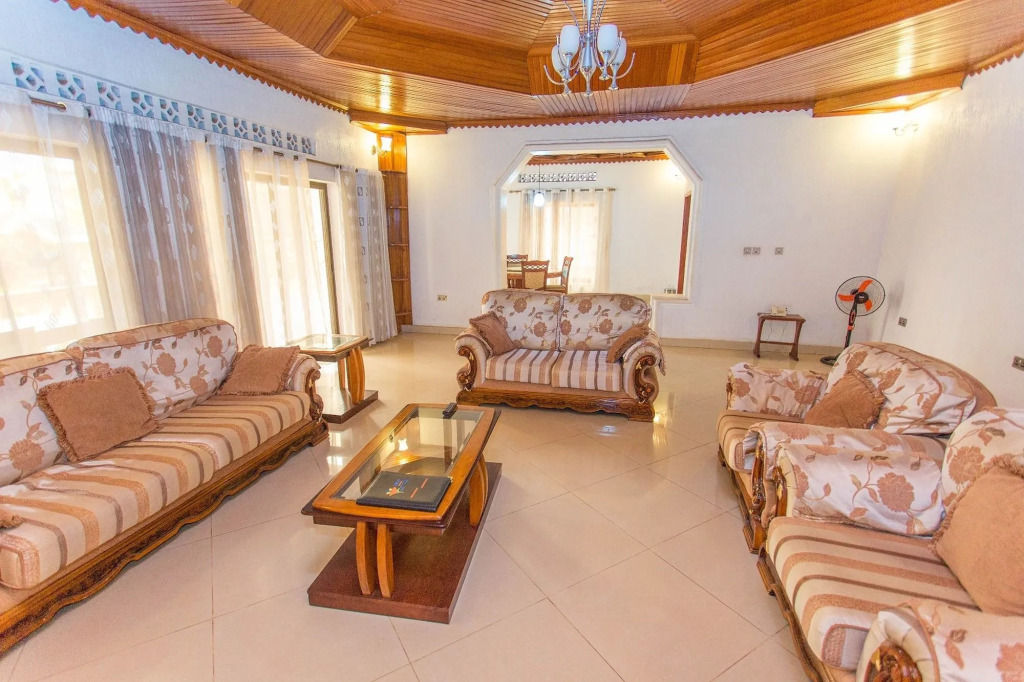 IRIS Guesthouse