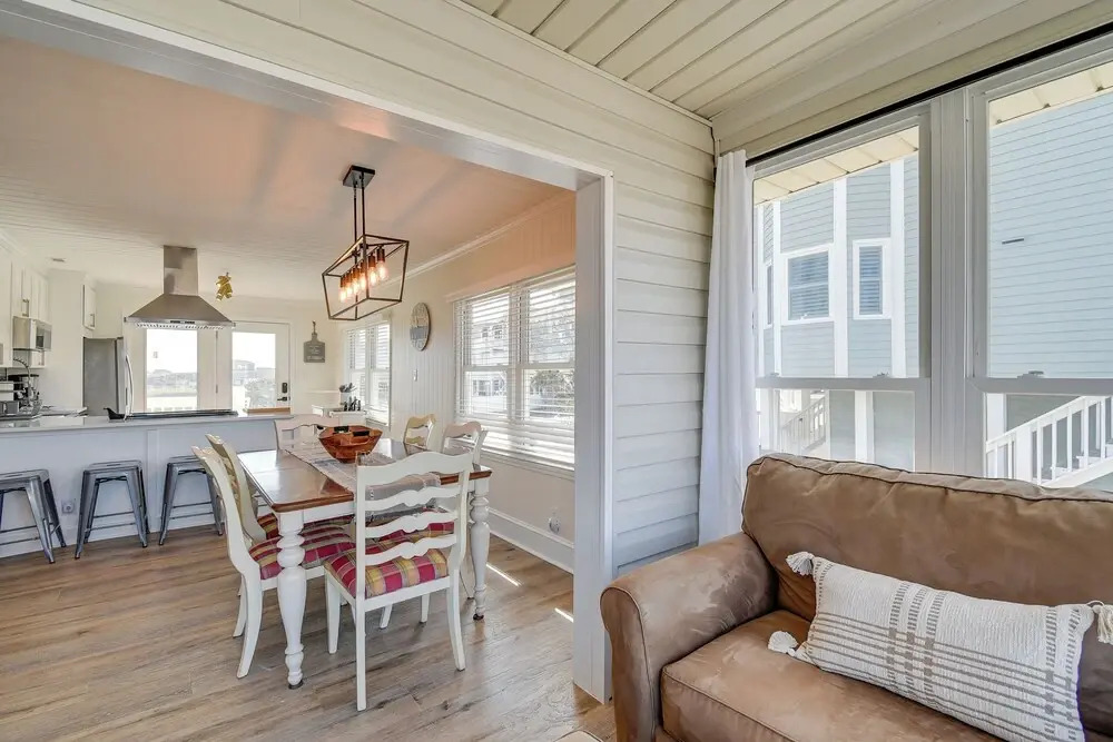Holden Beach Home on Intracoastal Waterway Canal!