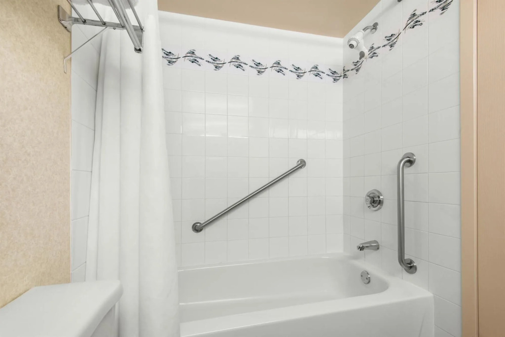 Ramada by Wyndham Lloydminster