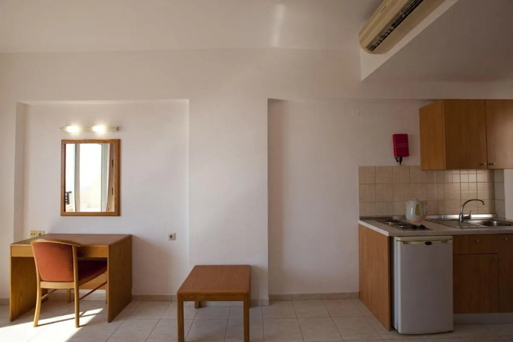 Lindos Nest