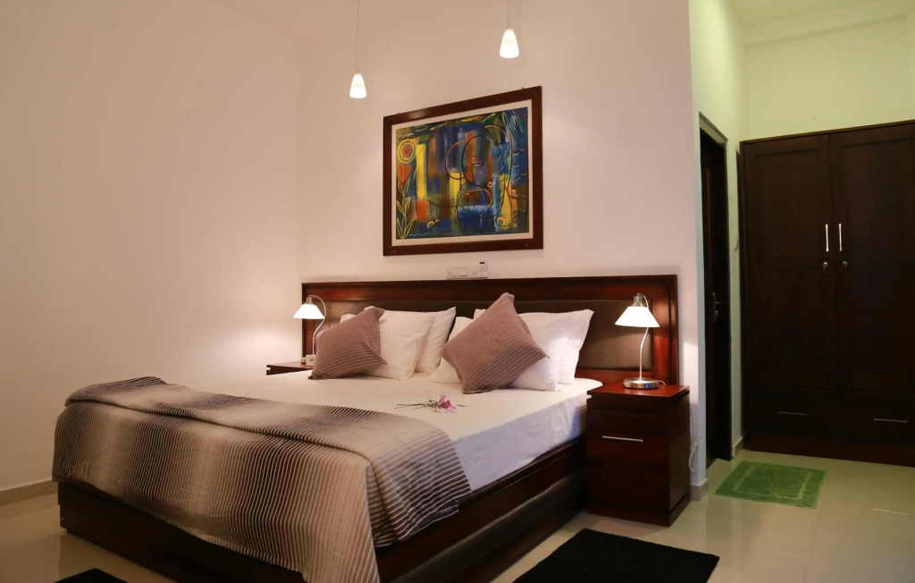 Super Spacious Amazing Private Holiday Villa 10 min to Hikkaduwa Beach