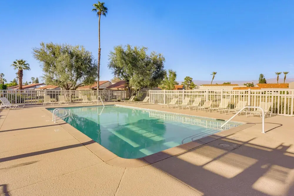 Patio, Grill & Pool Access: Palm Desert Retreat!