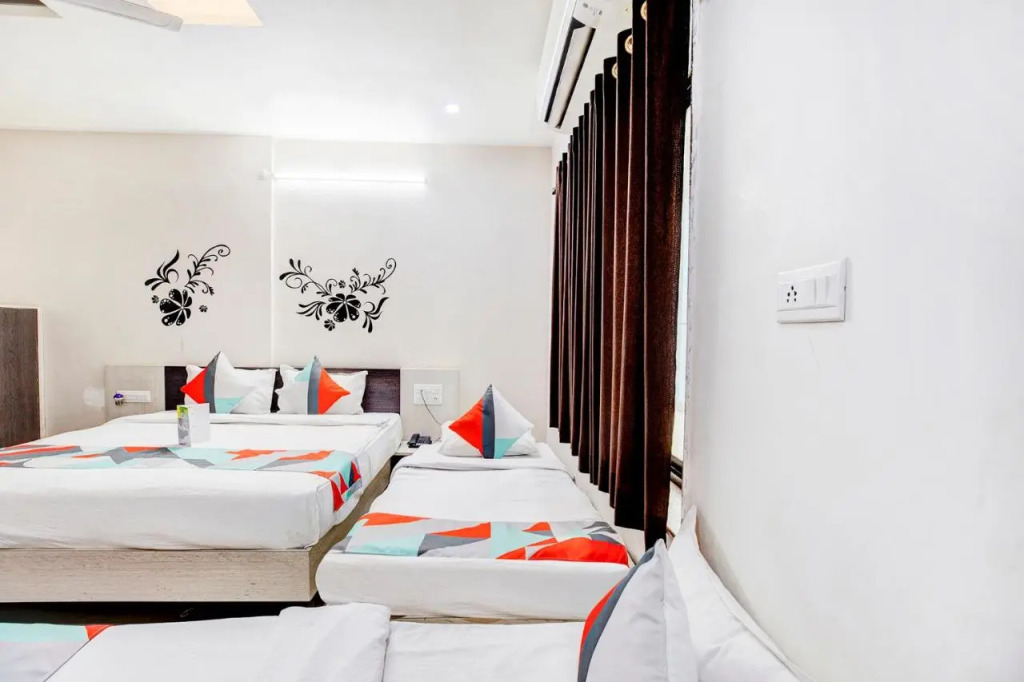 FabHotel Himanshi