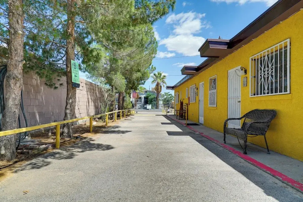 4 Mi to Dtwn El Paso: Pet-friendly Apartment!