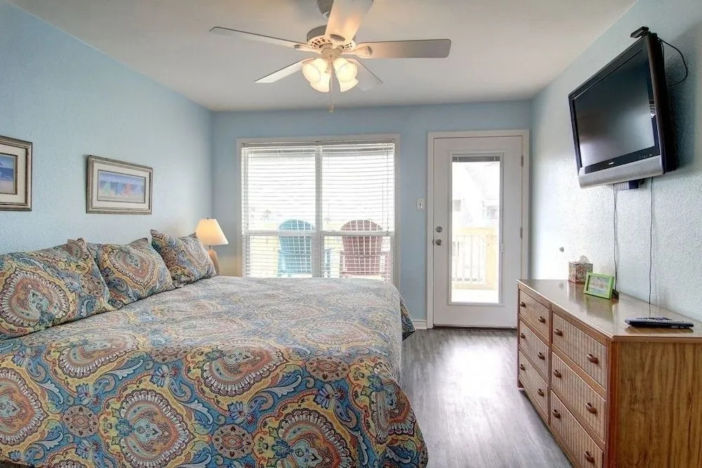 Mustang Island Beach Club Mibc 207 2 Bedrooms 2 Bathrooms Condo