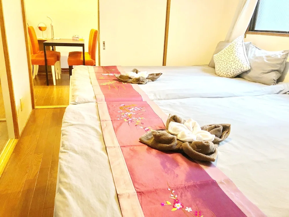 Near Namba Homey Room