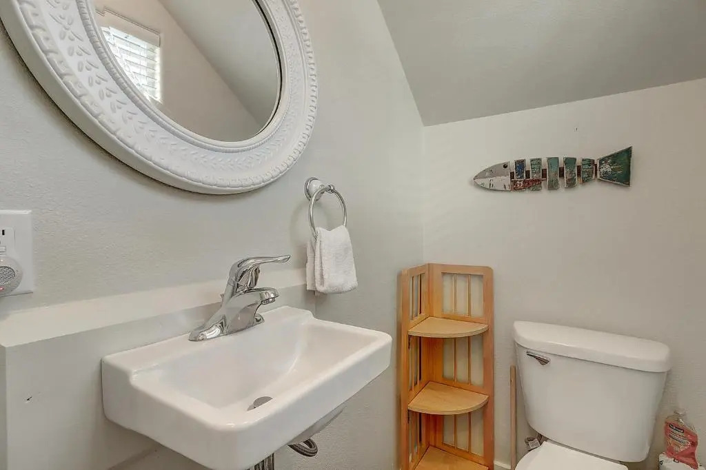 Island Time 38vw 3 Bedroom Home by Redawning