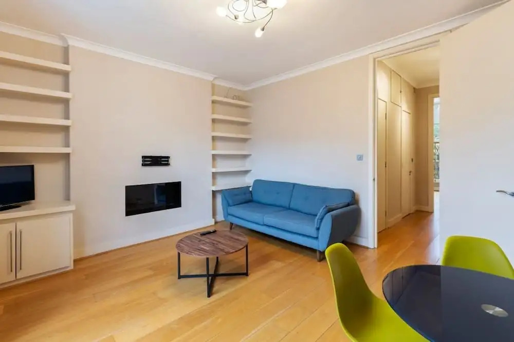 Modern & Cosy One Bedroom Apartment, Close to Tube