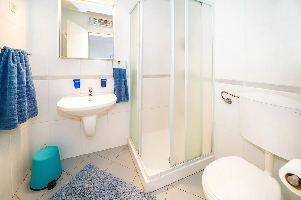 Apartments Depikolzuane