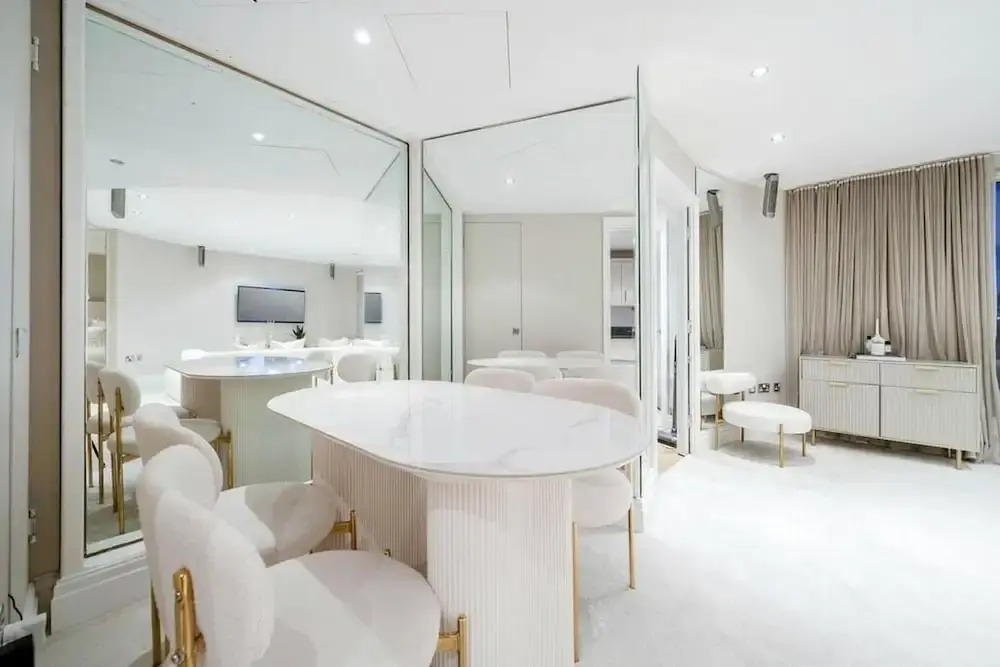 Riverside Retreat in Central London