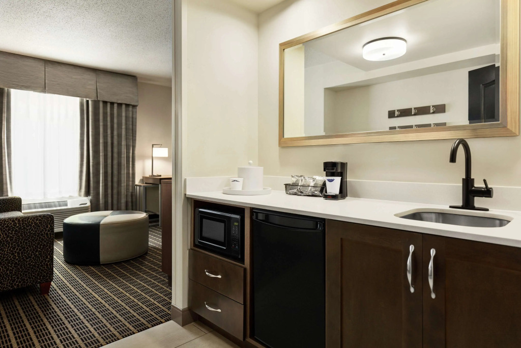 Hampton Inn & Suites Greenville-Downtown-Riverplace
