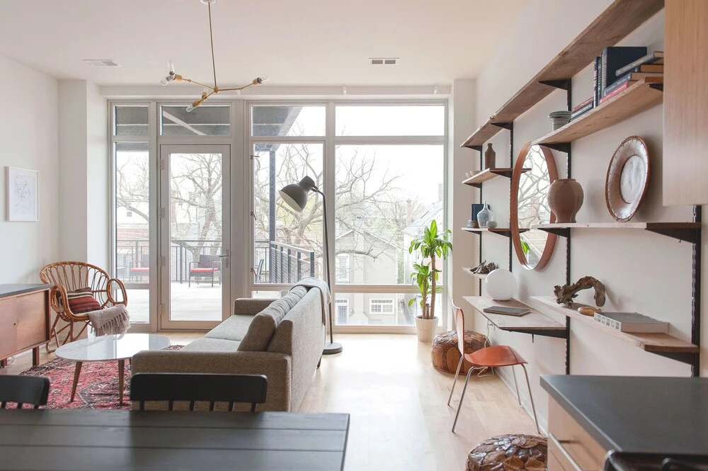 Vibrant Lincoln Park Suites by Sonder