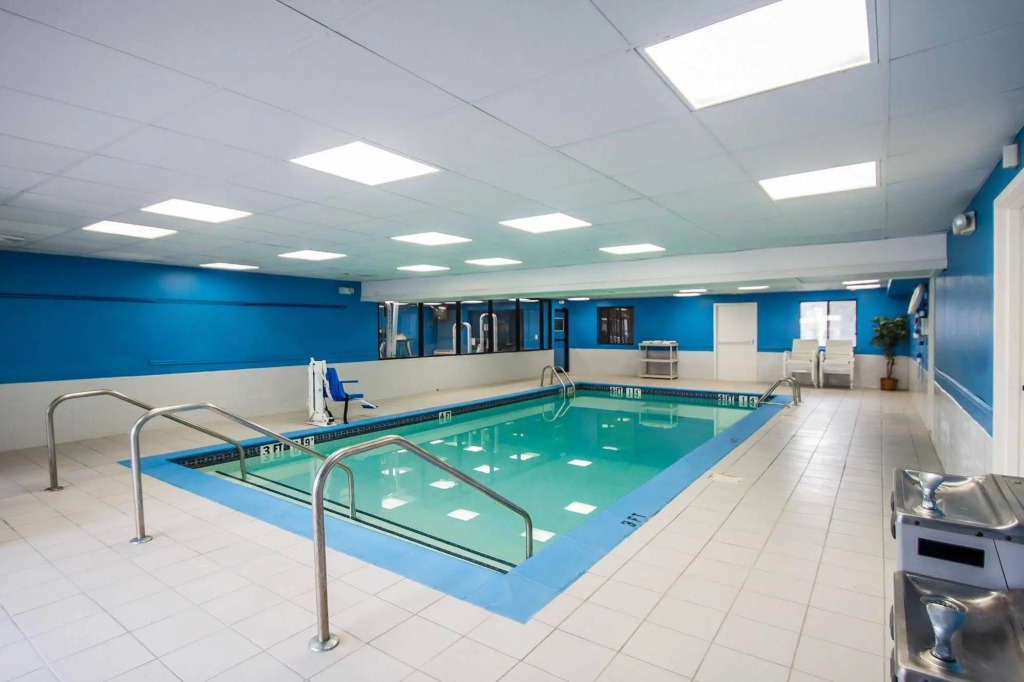 Rodeway Inn & Suites