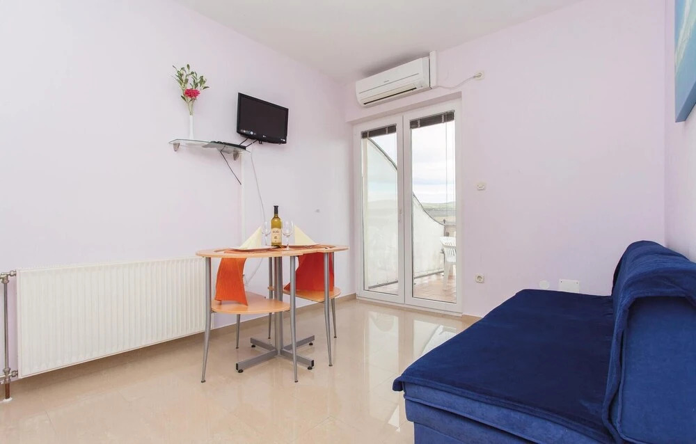 Beautiful Home in Kornic With Wifi and 1 Bedrooms